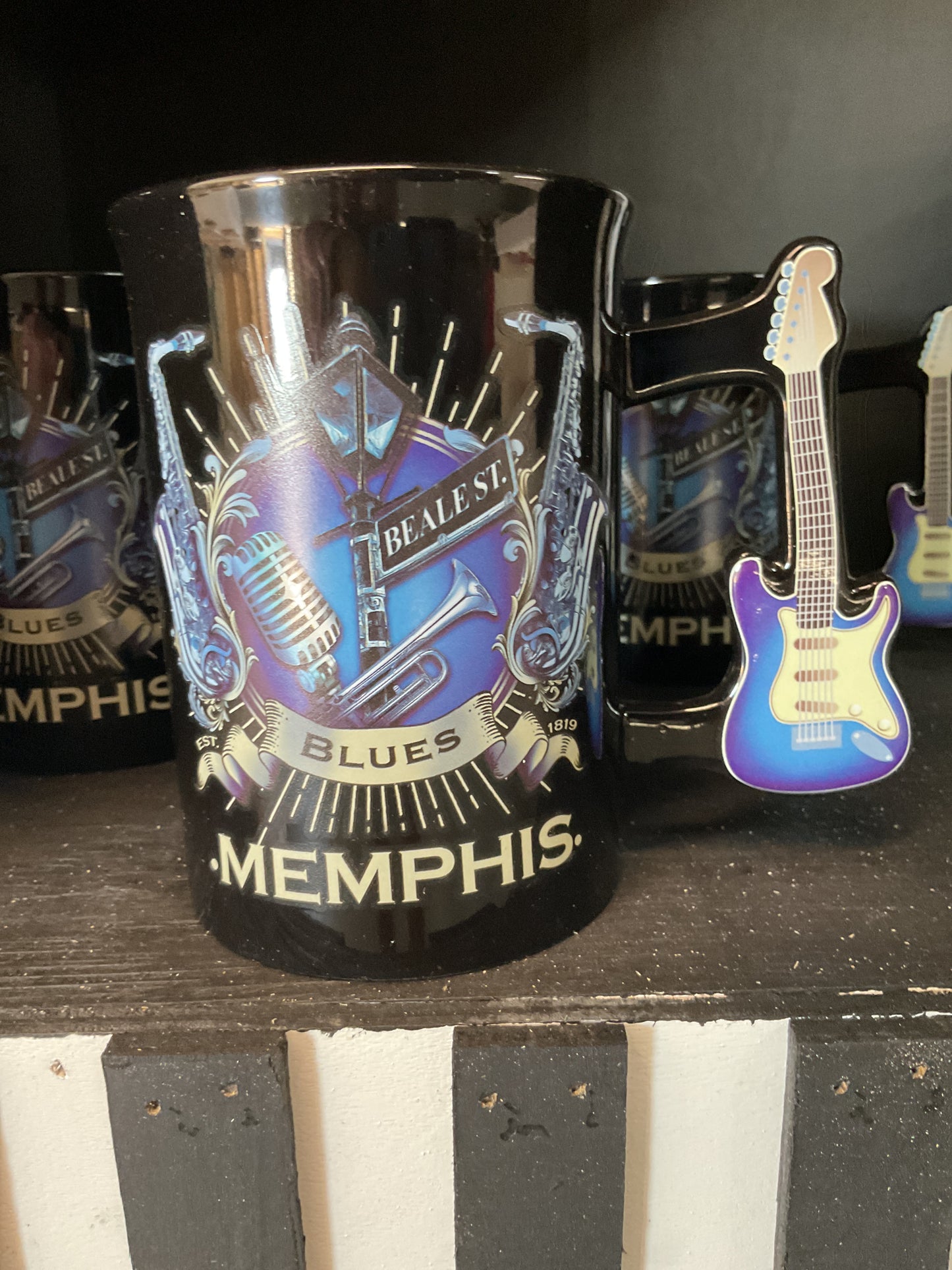 Memphis guitar handle mug